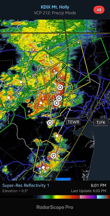 KDIX - Super-Res Reflectivity 1, 6_01 PM.jpg